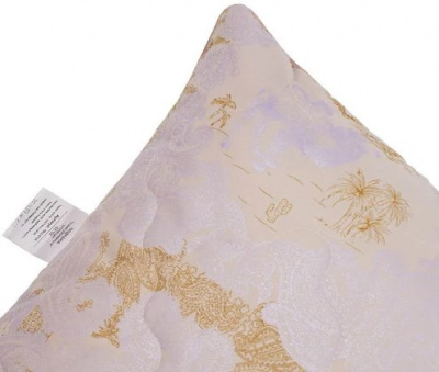 Подушка 68х68 Верблюжья шерсть НОВАЯ ДЕРЕВЕНЬКА СВС